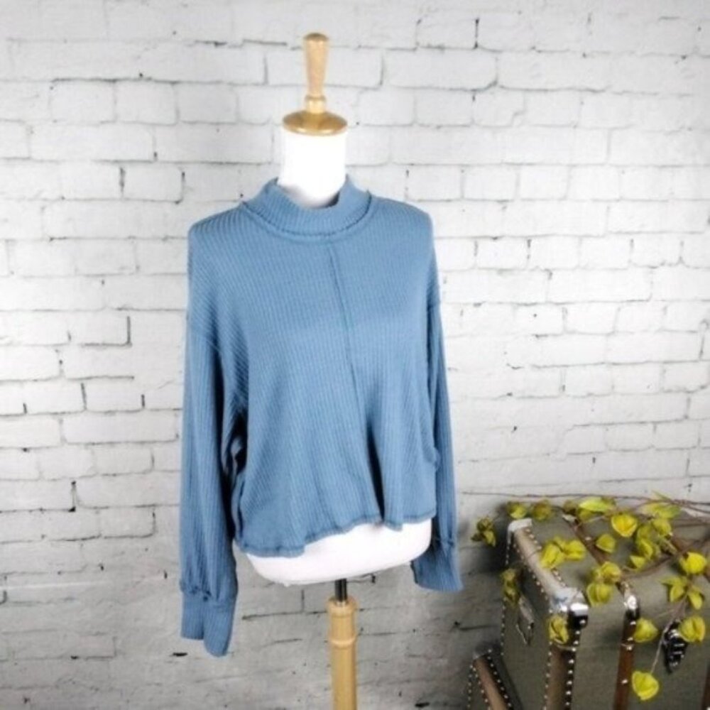 Elan Waffle Weave Mock Turtleneck Top In Blue Size Small